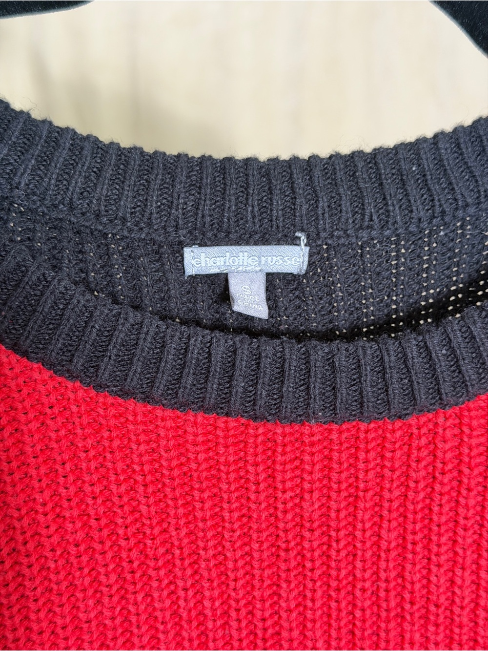 Charlotte Russe Colorblock Crewneck Sweater in Red, Black, Cream, Pink - Picture 2 of 8